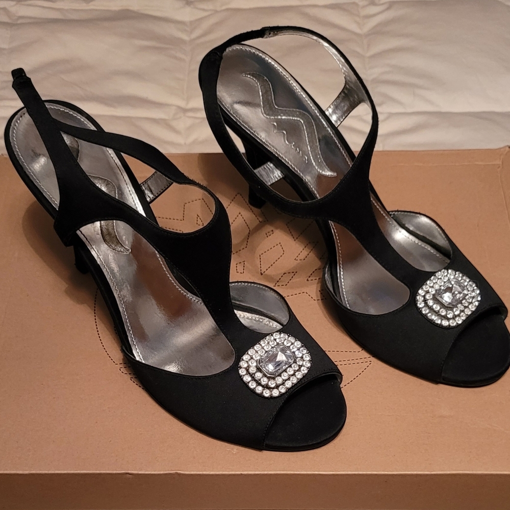 Nina satin evening sandal, size 9.5, worn once